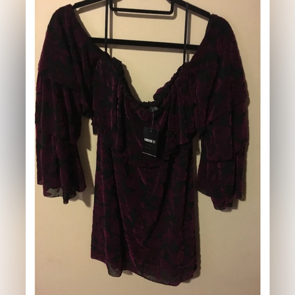 Forever 21 Small Contemporary Magenta/Black off shoulder mini dress